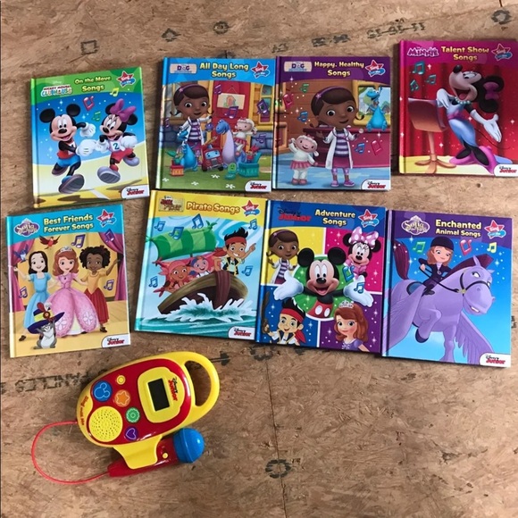 Toddler 8 sing with me dismay books. - Picture 2 of 4